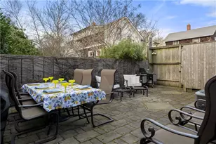 33 Marsh St, Newport, RI 02840 - Photo 17