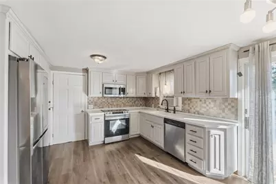 16 North Rose Street, East Providence, RI 02914 - Photo 7