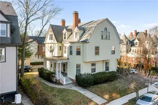 242 Wayland Ave, Providence, RI 02906 - Photo 1