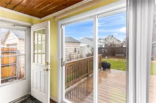 66 State St, Pawtucket, RI 02861 - Photo 9