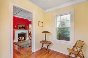 24 Hunter Ave, Newport, RI 02840 - Photo 29