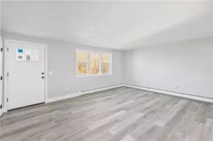 48 Narrows Rd, Bristol, RI 02809 - Photo 7