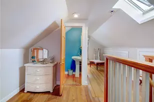 24 Hunter Ave, Newport, RI 02840 - Photo 27