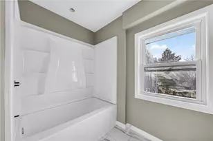 420 River St, Woonsocket, RI 02895 - Photo 23