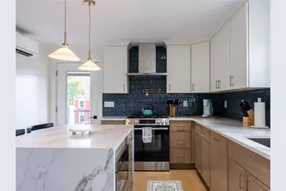 7 Dearborn Street #1, Newport, RI 02840 - Photo 11