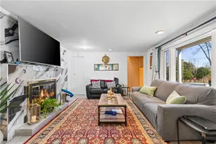 215 Rocky Point Ave, Warwick, RI 02889 - Photo 7