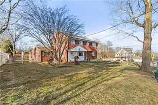 215 Rocky Point Ave, Warwick, RI 02889 - Photo 37