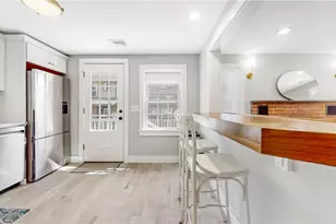 10 Robinson St, Narragansett, RI 02882 - Photo 13