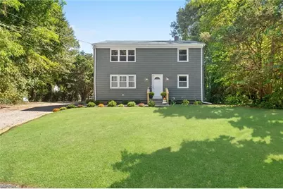 7 Laneway Court #B, Narragansett, RI 02882 - Photo 1