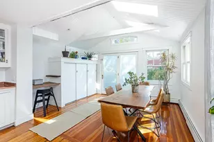 3 Vicksburg Pl, Newport, RI 02840 - Photo 7