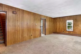 14 Douglas St, West Warwick, RI 02893 - Photo 9