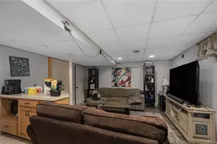 75 Larch St, Pawtucket, RI 02860 - Photo 19