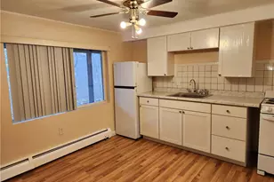 72 W Shore Rd, Warwick, RI 02886 - Photo 7