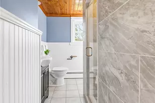 12 Earl St, West Warwick, RI 02893 - Photo 17