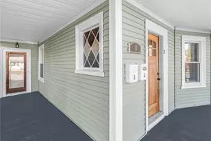 12 Earl St, West Warwick, RI 02893 - Photo 3