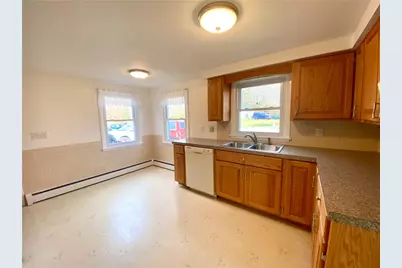 38 Eisenhower Place, South Kingstown, RI 02879 - Photo 7