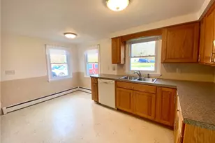 38 Eisenhower Pl, South Kingstown, RI 02879 - Photo 7