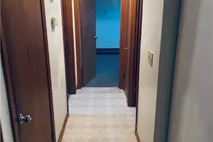 60 Field St, Pawtucket, RI 02860 - Photo 5