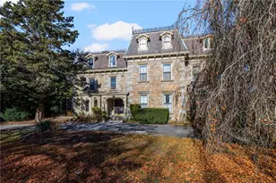 66 Webster St, Newport, RI 02840 - Photo 33