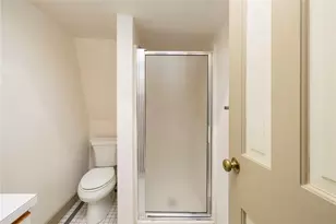 66 Webster St, Newport, RI 02840 - Photo 21