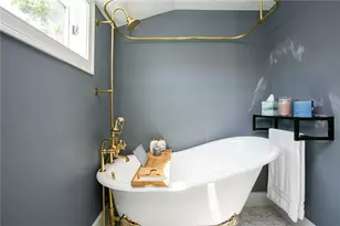 5 Cherry St, Newport, RI 02840 - Photo 23