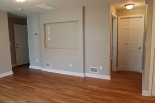 7 Pequot St, Providence, RI 02903 - Photo 5