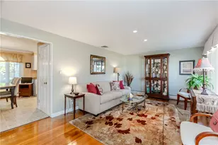 17 Woodview Dr, Cranston, RI 02920 - Photo 17