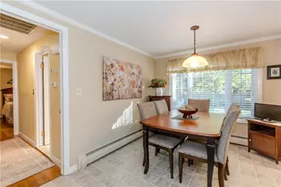 17 Woodview Dr, Cranston, RI 02920 - Photo 11