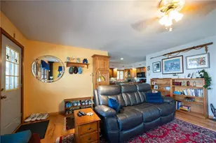 22 Harrison St, Bristol, RI 02809 - Photo 7