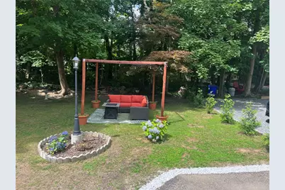 16 Smith Street, Bristol, RI 02890 - Photo 5