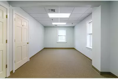 400 Massasoit Avenue #307&308, East Providence, RI 02914 - Photo 9