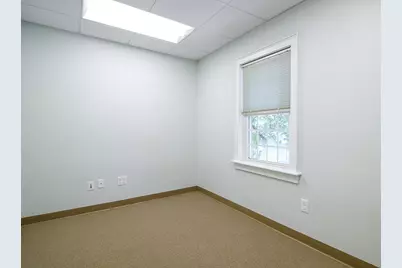 400 Massasoit Avenue #307&308, East Providence, RI 02914 - Photo 11