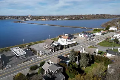 116 Aquidneck Avenue, Middletown, RI 02842 - Photo 9