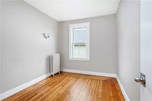 427 Spring St, Newport, RI 02840 - Photo 9