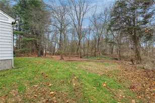 80 Lakeshore Dr, East Greenwich, RI 02818 - Photo 31