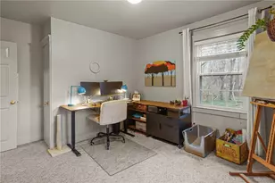 80 Lakeshore Dr, East Greenwich, RI 02818 - Photo 17