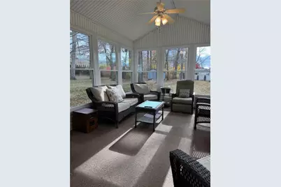 2212 Phenix Avenue, Cranston, RI 02921 - Photo 15