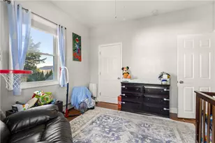 136 Windmill St, Pawtucket, RI 02860 - Photo 13