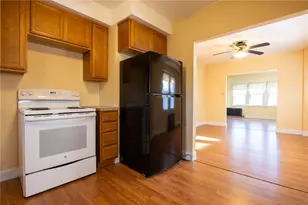 77 Victory St, Cranston, RI 02920 - Photo 3