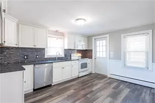 200 Carter Ave, Pawtucket, RI 02861 - Photo 3