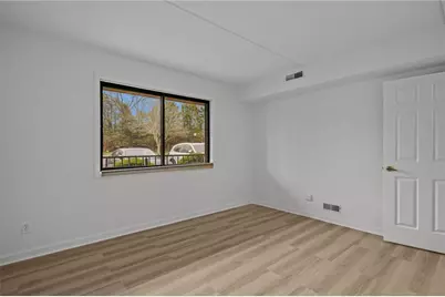 650 East Greenwich Avenue #6-101, West Warwick, RI 02893 - Photo 21