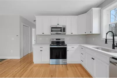 13 School Street, West Warwick, RI 02893 - Photo 7