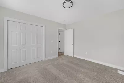 13 School Street, West Warwick, RI 02893 - Photo 17