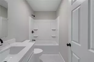 13 School St, West Warwick, RI 02893 - Photo 27