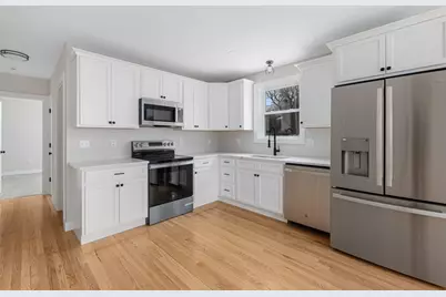 13 School Street, West Warwick, RI 02893 - Photo 5