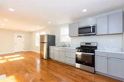 45 Tourtelott Avenue, Warwick, RI 02886 - Photo 3