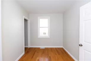 45 Tourtelott Ave, Warwick, RI 02886 - Photo 15