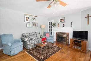 7 Restmere Terrace, Middletown, RI 02842 - Photo 3