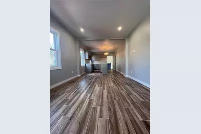 157 Grosvenor Avenue, East Providence, RI 02914 - Photo 5