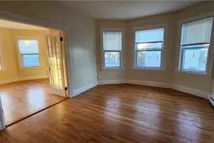 126 Welles St, Woonsocket, RI 02895 - Photo 17